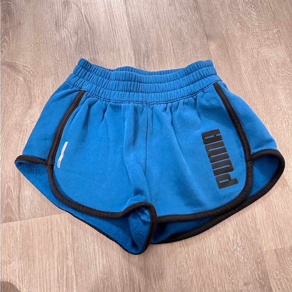 Puma women’s running shorts sz XS